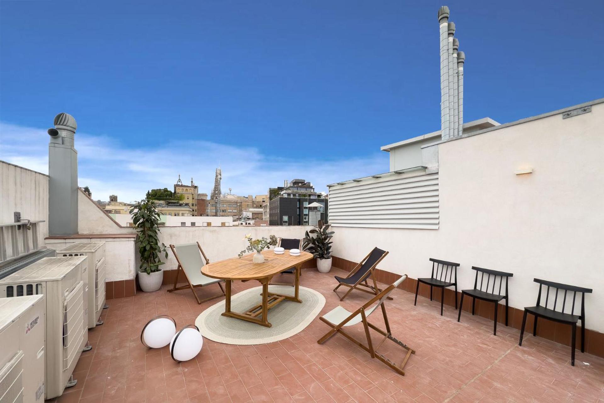 The Market - Design Historic Center Apartment